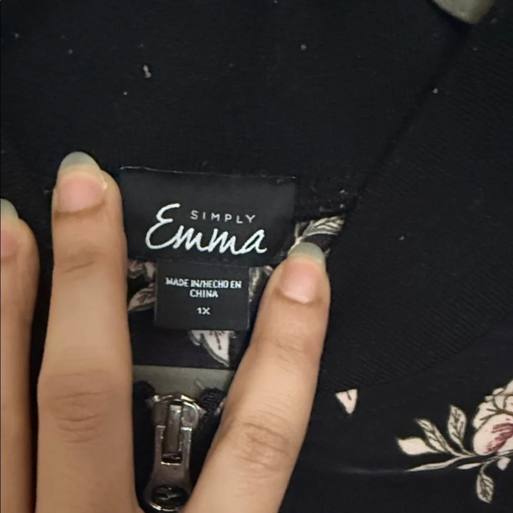 Floral Zip-Front Bomber Jacket - Black with Pink Floral Size 1X fits M & L - Picture 2 of 6